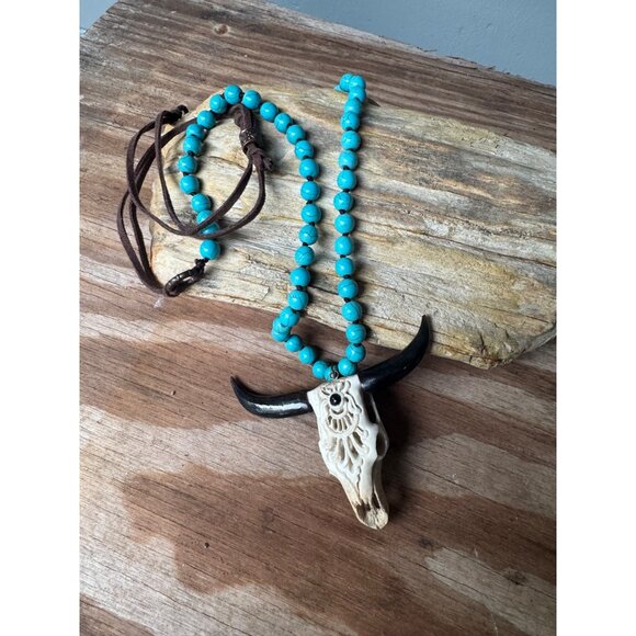 Turquoise Bead Necklace With Carved Bone Bull Skull Pendant & Brown Leather Cord - Picture 3 of 7